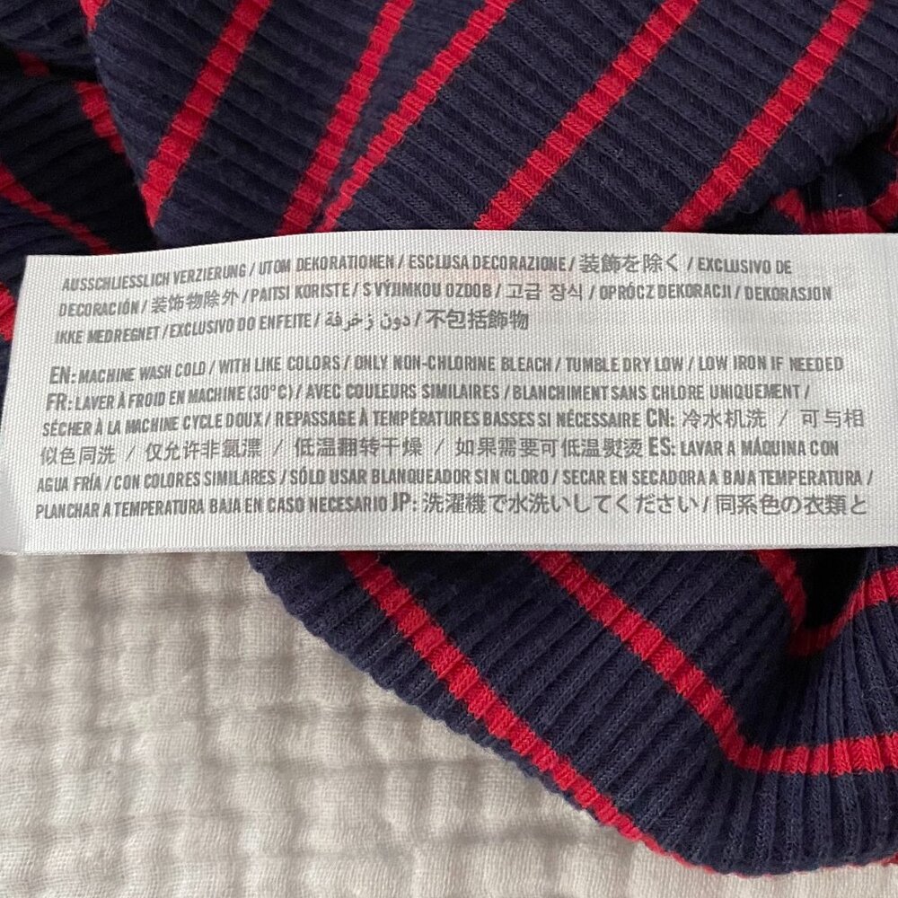 Abercrombie & Fitch One Piece Pajamas (XS) - Picture 12 of 12